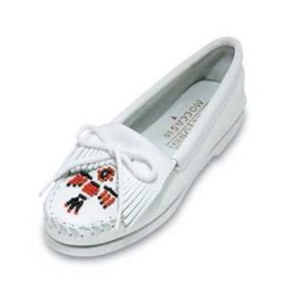 Minnetonka White Leather Shoes